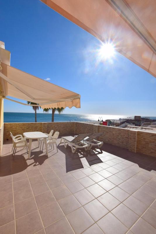 Carihuela 1ª Linea De Playa Apartment Torremolinos Exterior photo